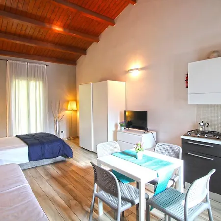 Dalmati House San Lorenzo Apartment Rome