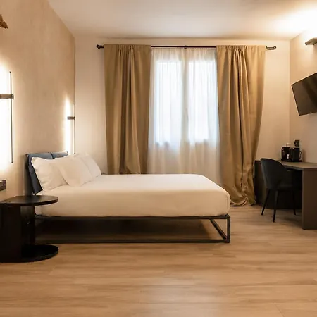 Dalmati House San Lorenzo Rome