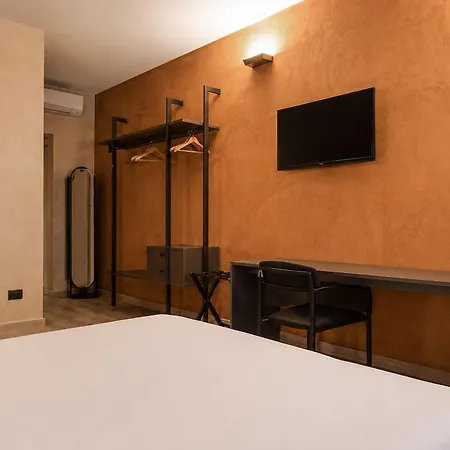 Dalmati House San Lorenzo Rome