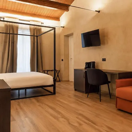 Dalmati House San Lorenzo Rome